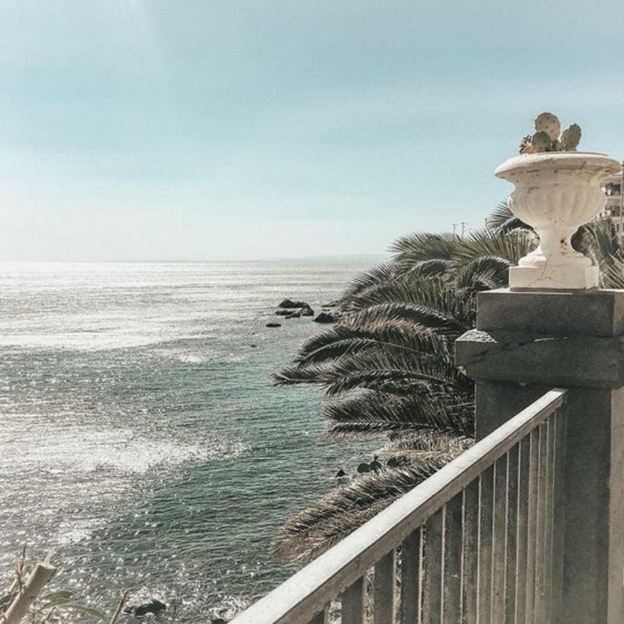 Seafront In The City Hotel Catania Exterior photo